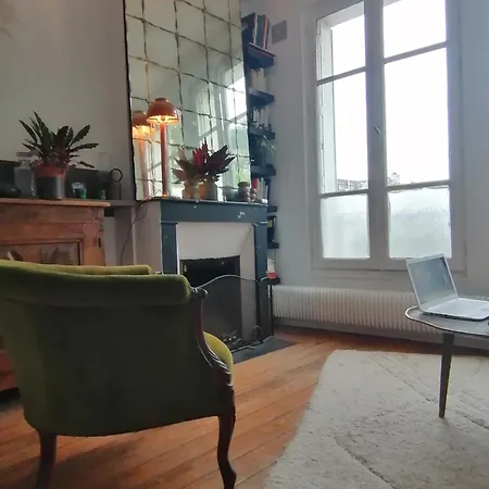 Petit 2 Pièces Au Coeur De Montmartre Appartamento *
